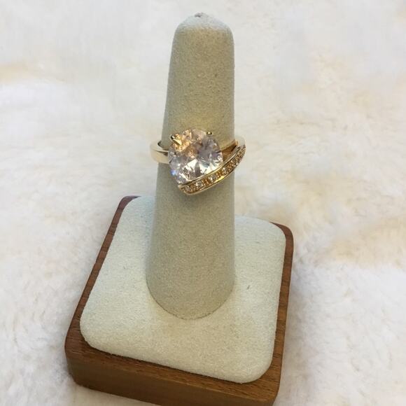 Gold Oval Stone Wrapped  Ring - Picture 1 of 10